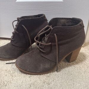 Tom’s Heeled Booties
